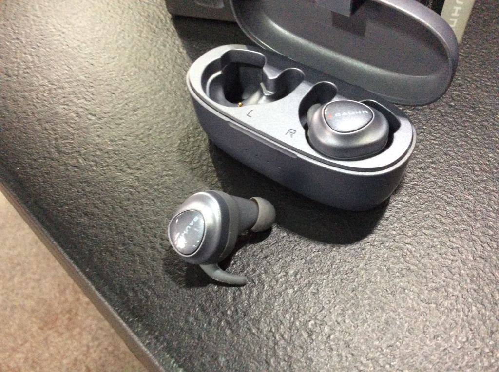 Bauhn True Wireless Earbuds Bluetooth Silver, Audio, Earphones on Carousell