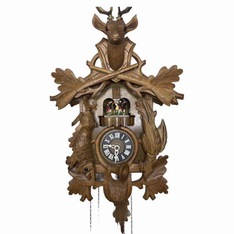 Cuckoo clock with Musial chime, Furniture & Home Living, Home Decor