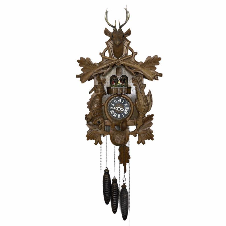 Cuckoo clock with Musial chime, Furniture & Home Living, Home Decor