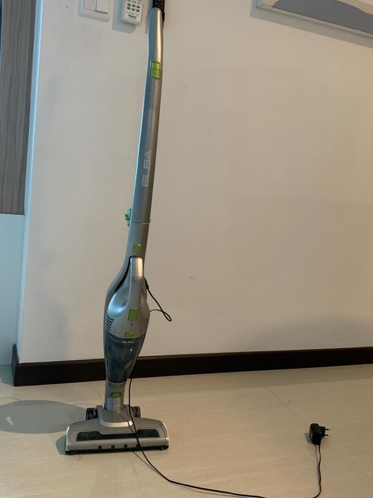 Elba standing vacuum cleaner, TV & Home Appliances, Vacuum Cleaner