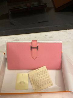 （分類：）位於 。 由 luxurysecondhand 提交（商品編號 1076681505，圖片 1）。簡介： 。