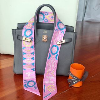 （分類：）位於 。 由 grisp3rle 提交（商品編號 1076628942，圖片 1）。簡介： 。