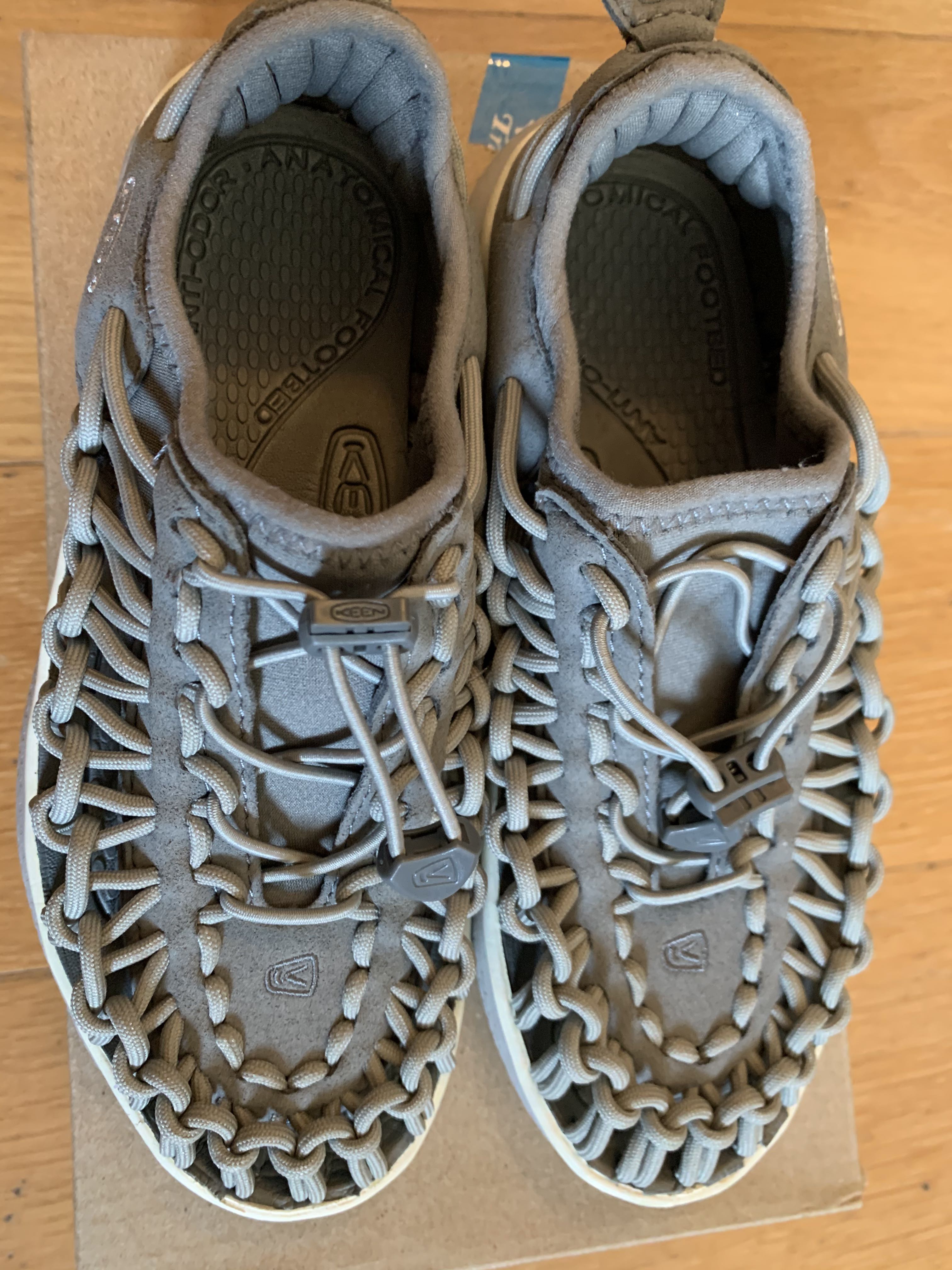 keen boys sandals