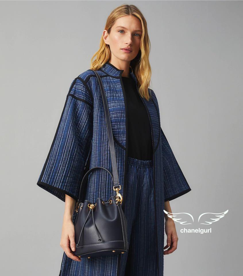 Navy Blue 😍] Tory Burch Latest 2021 design bucket Bag, Women's Fashion,  Bags & Wallets, Purses & Pouches on Carousell