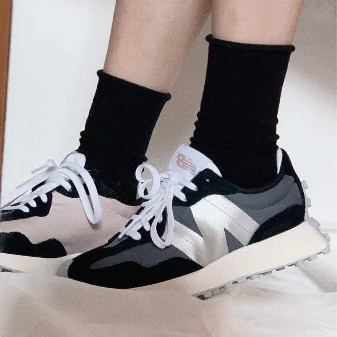 New balance 327 black silver clearance