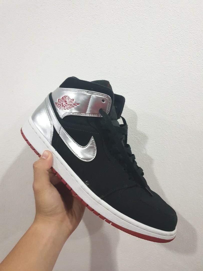 jordans 1s mid