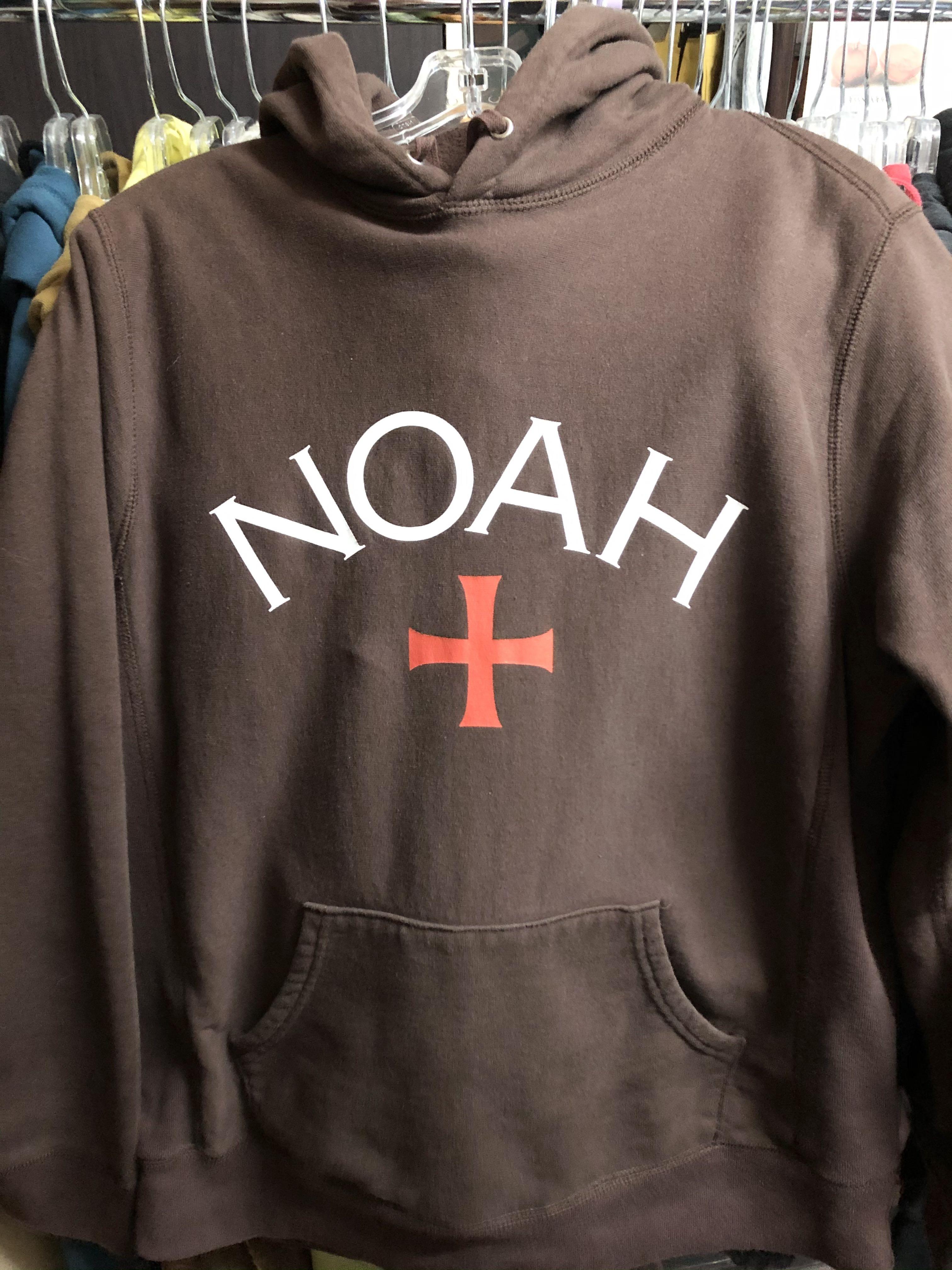 Noah core logo hoodie hotsell