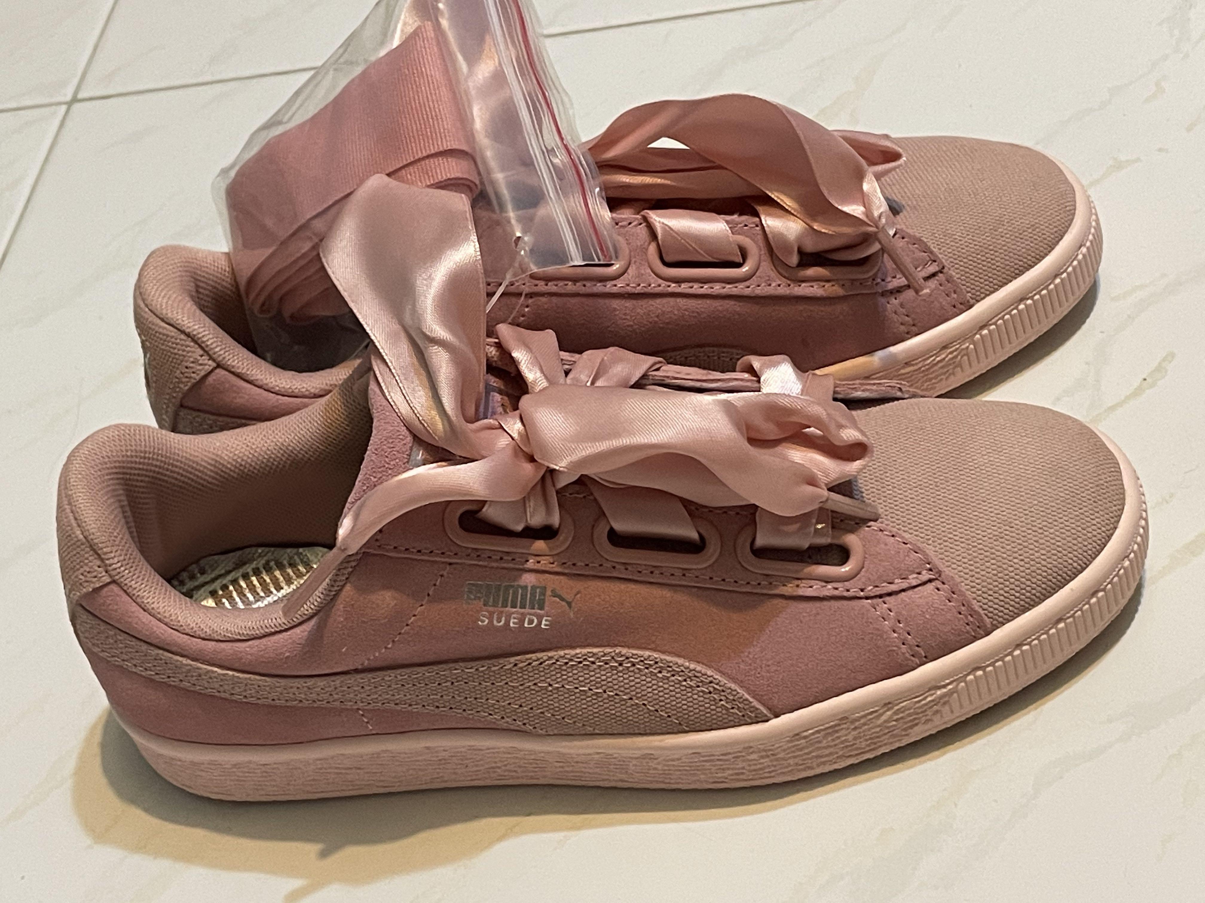 PUMA Suede Heart Pebble Women s Trainers