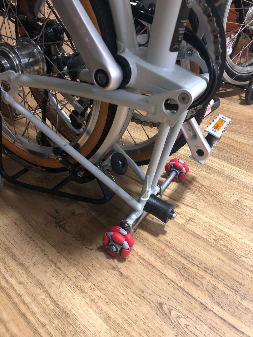 Rotacaster Omni wheels for Brompton