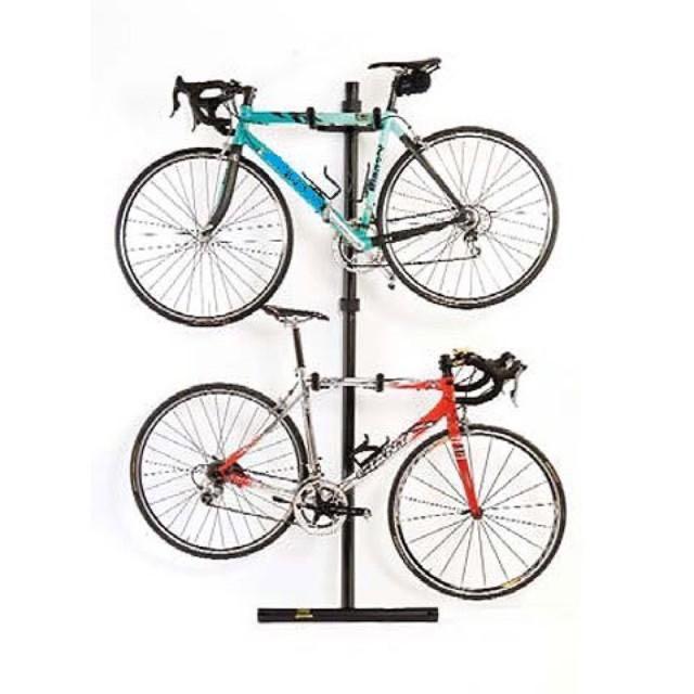 Saris bike gravity bunk stand for 2 bikes