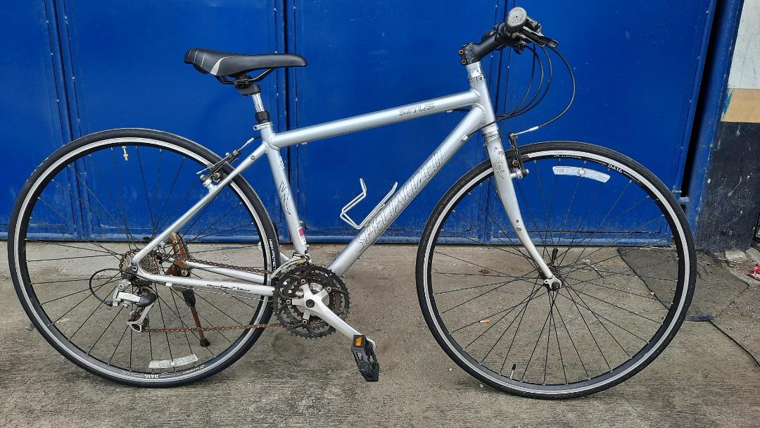 Specialized Sirrus Hybrid Bike Sports Equipment Bicycles Parts
