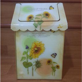 Table Dustbin