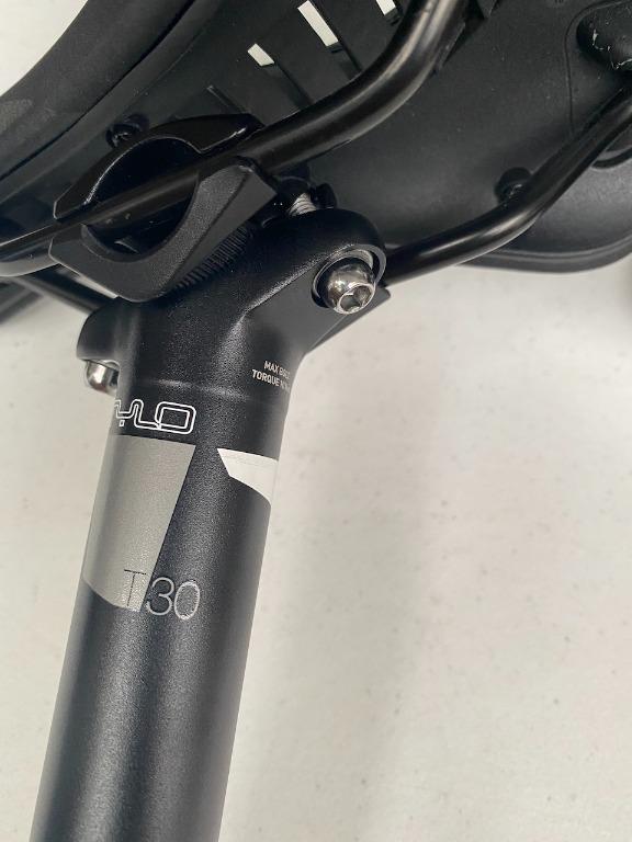truvativ T30 stylo seatpost Sports Equipment Bicycles Parts