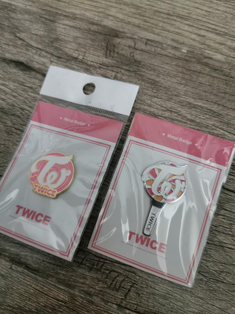 Twice Metal Badge Pin Hobbies And Toys Memorabilia And Collectibles K Wave On Carousell 3181