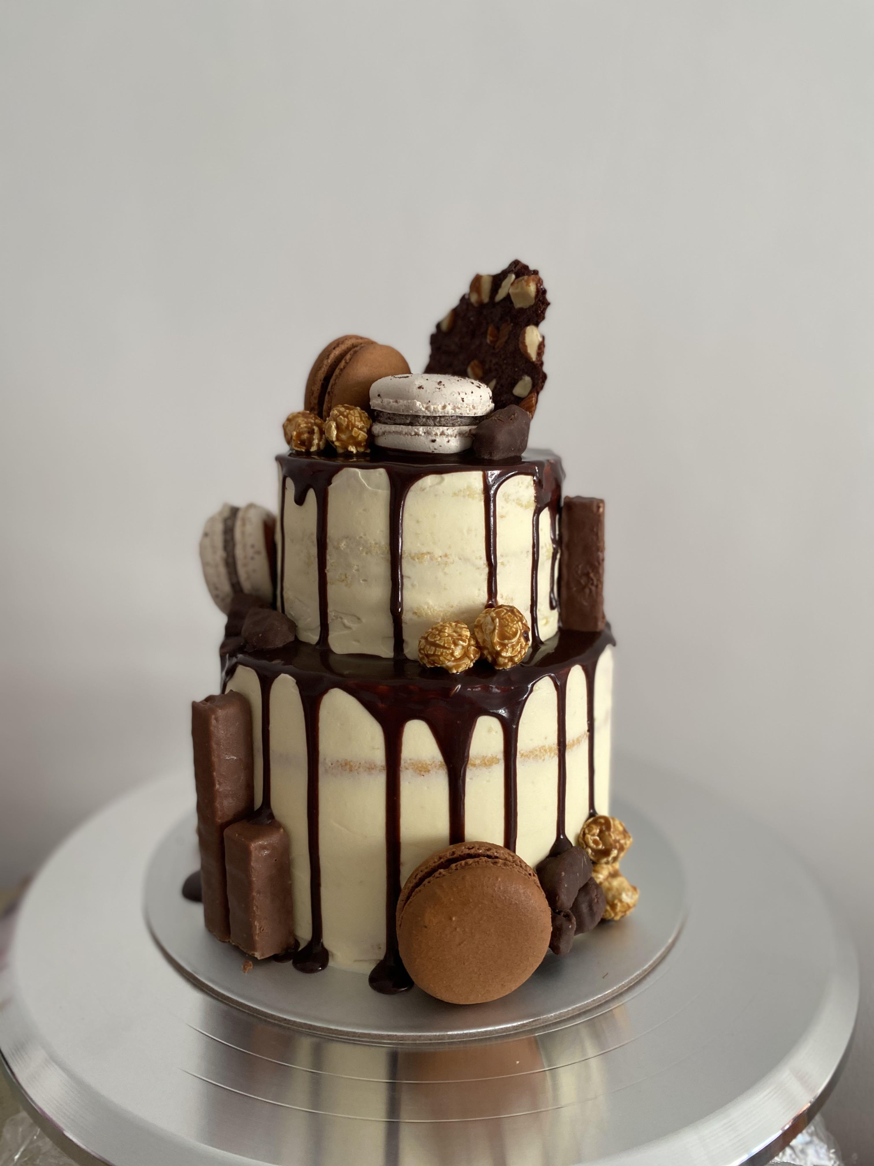 How to make your own 3 Tier Chocolate Wedding Cake - Sunday Baking