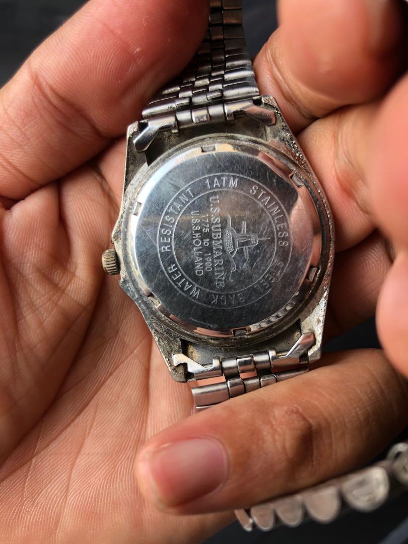 Us submarine watch price clearance