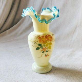 Very Rare Antique Blown Custard Glass Vase with Flower Design by Fenton