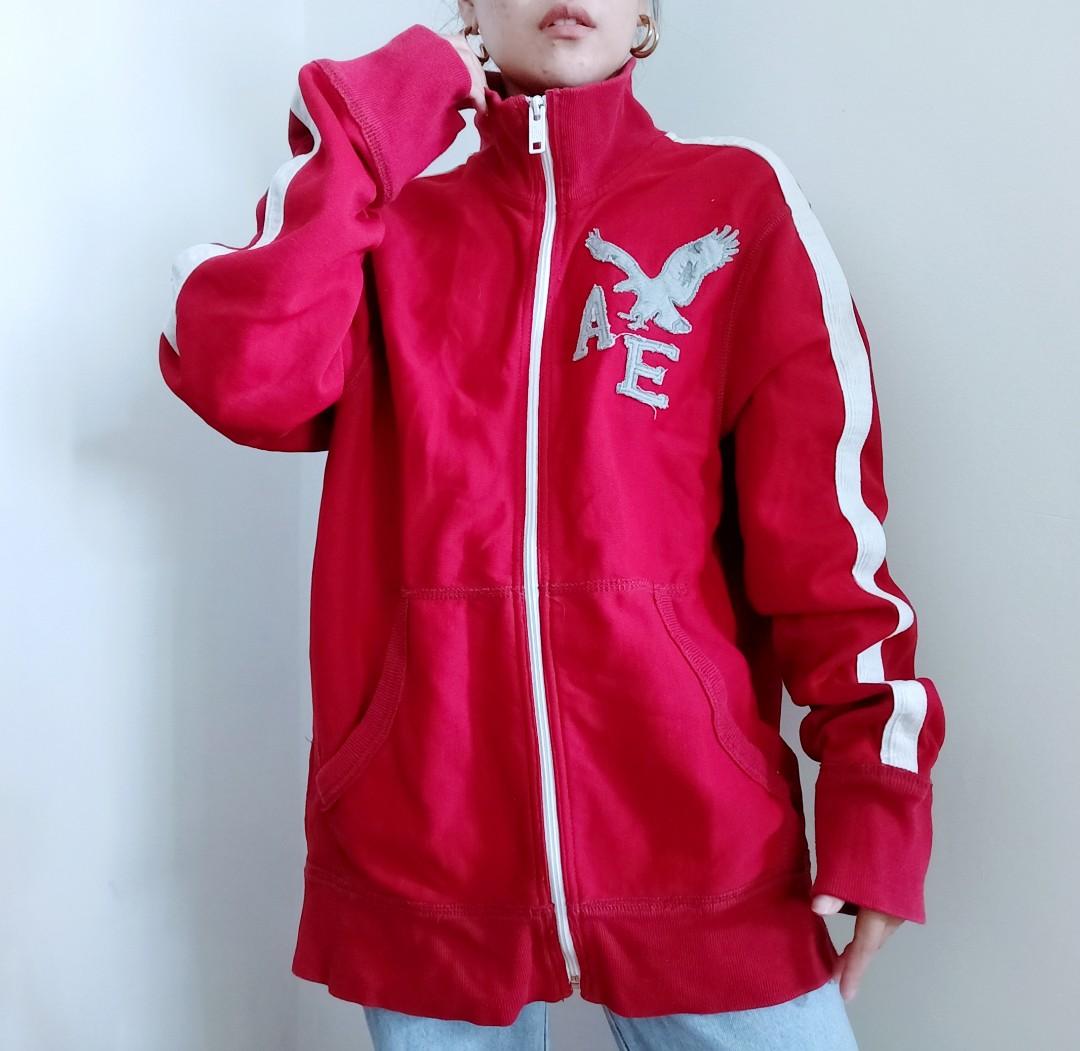 VINTAGE FIT AMERICAN EAGLE RED ZIP UP RED JACKET (Category: Coats, Jackets and Outerwear) located in Carmona. Submitted by simplestashph (Listing ID 1076672271, Image 2). Description: VINTAGE FIT AMERICAN EAGLE RED ZIP UP RED JACKET SIZE LARGE MADE IN CAMBODIA Php 700 * Very good condition *from canada not thrifted.