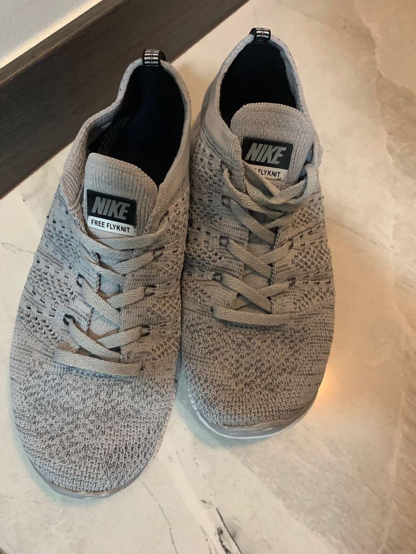 Nike free flyknit on sale 5.0 womens silver