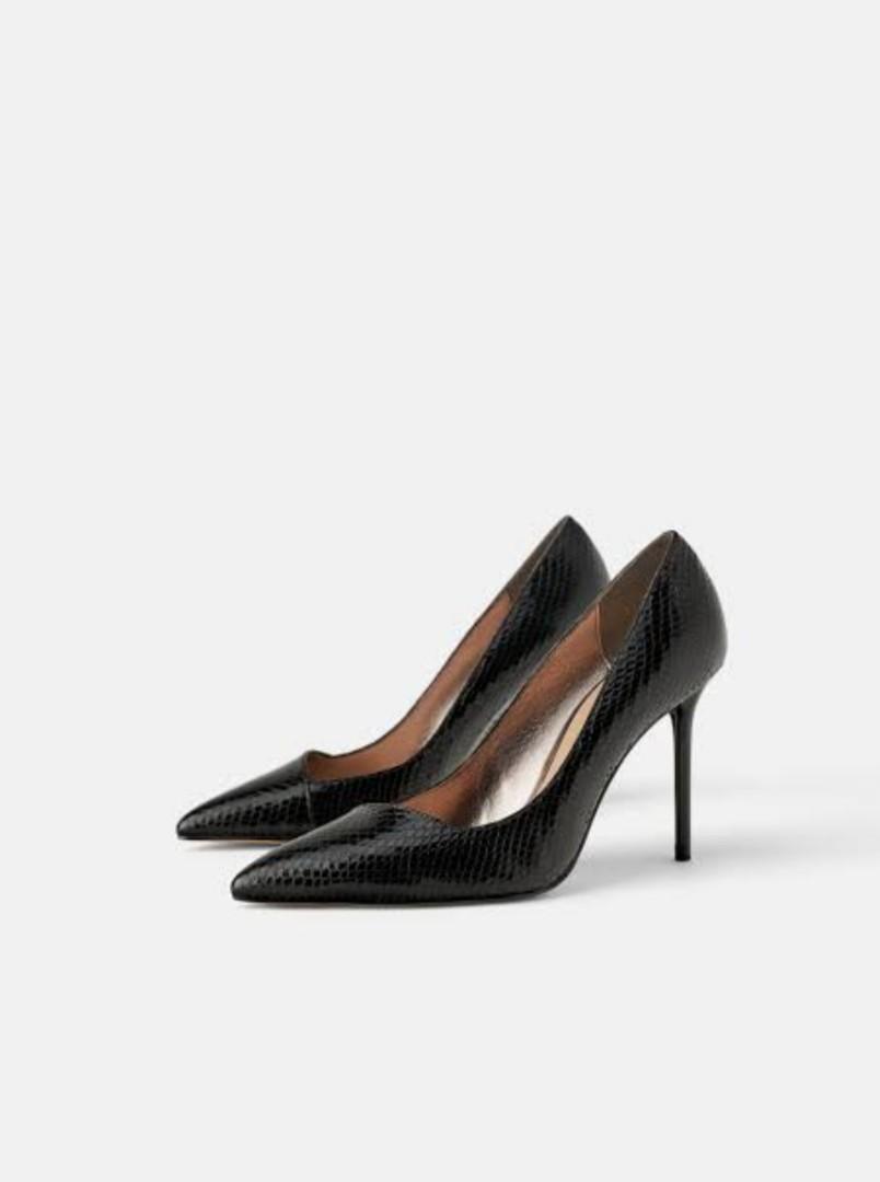 Suede high-heel lace-up sandals - Studio · Black · Heeled Sandals | Massimo  Dutti
