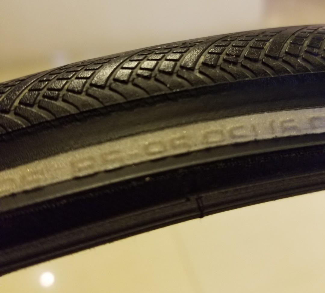 2 x Specialized Espoir Sport Hybrid 