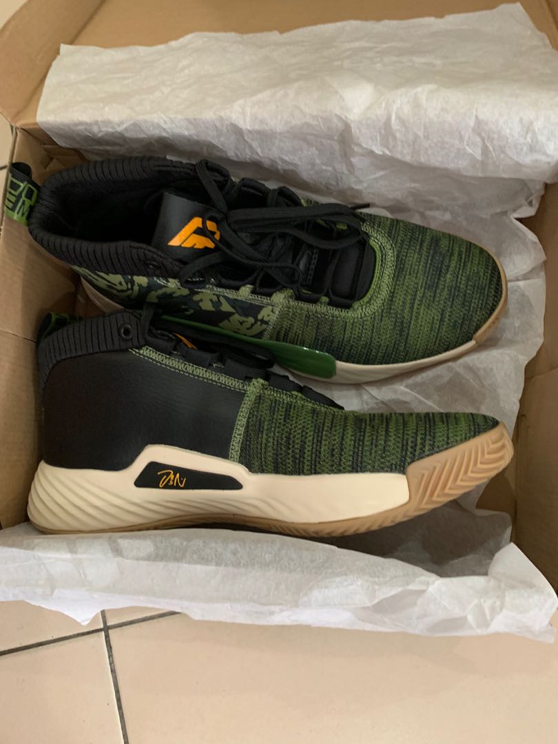 Adidas Dame 5 Size US10 UK9.5