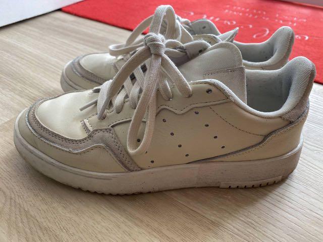 Adidas originals clearance supercourt off white