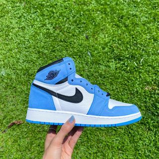 (Category: ) located in . Submitted by sneakerlegit17 (Listing ID 1076797124, Image 1). Description: .