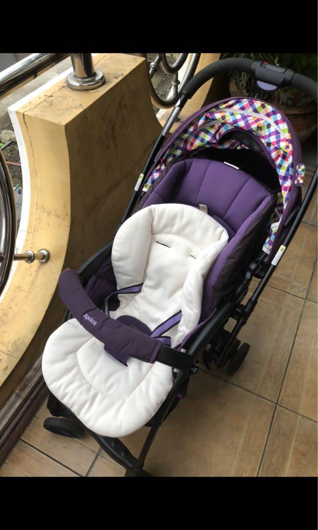 Aprica stroller (Category: Strollers) located in Navotas City. Submitted by dgail (Listing ID 1076770812, Image 1). Description: .