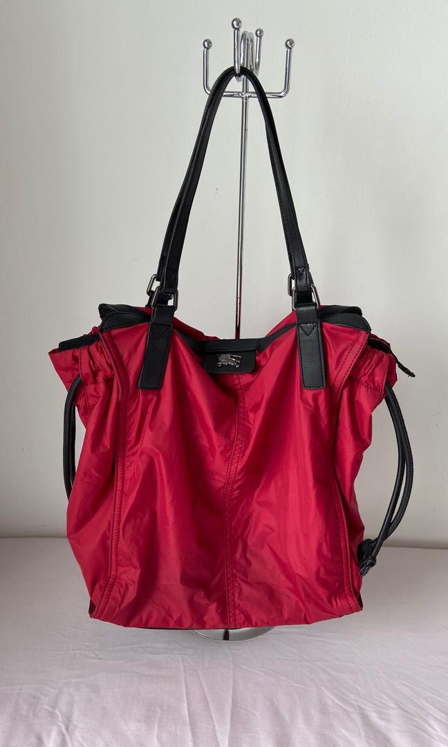 Burberry buckleigh nylon tote bag discount