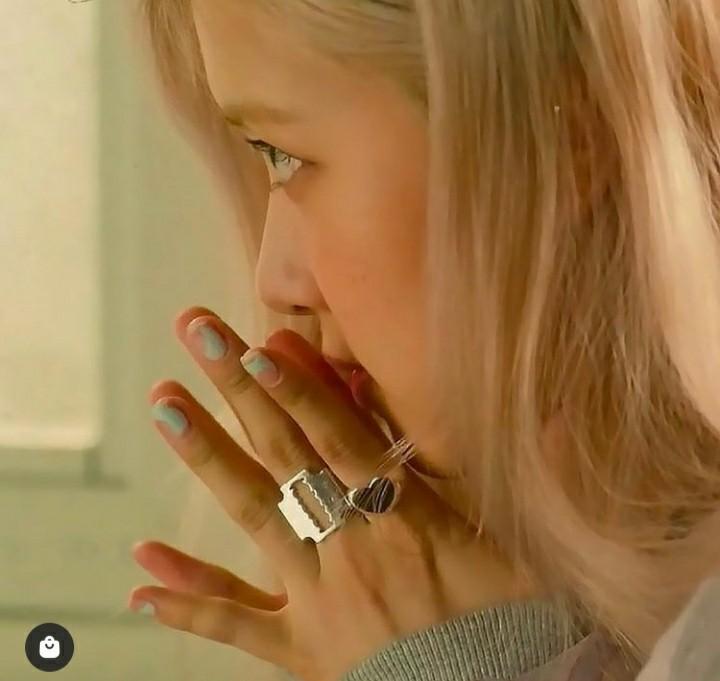 Rosé ring on sale
