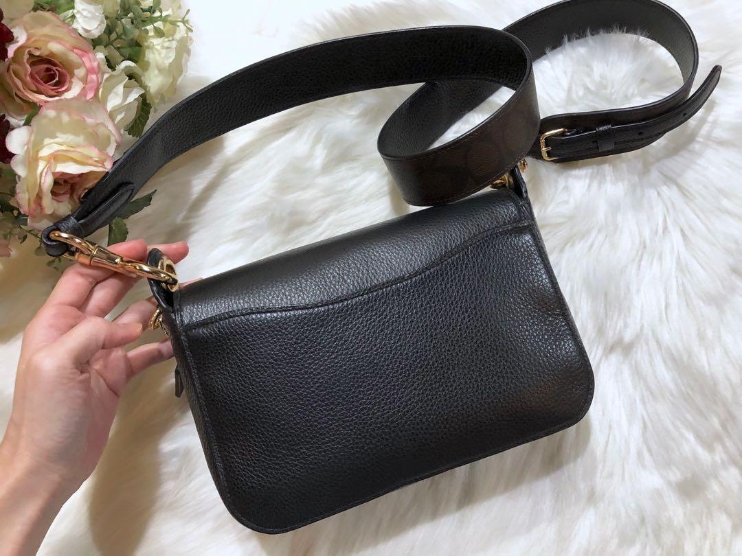 Small jes messenger with signature canvas strap coach clearance