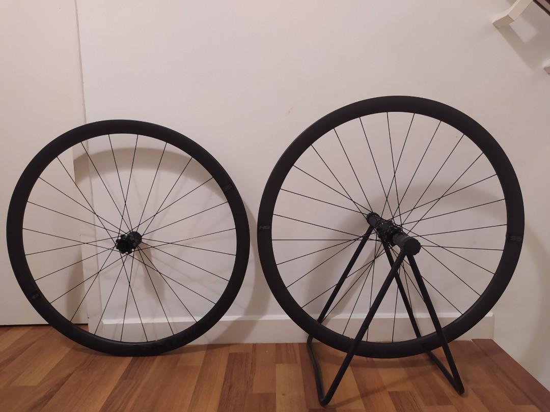 hollowgram 22 carbon wheelset