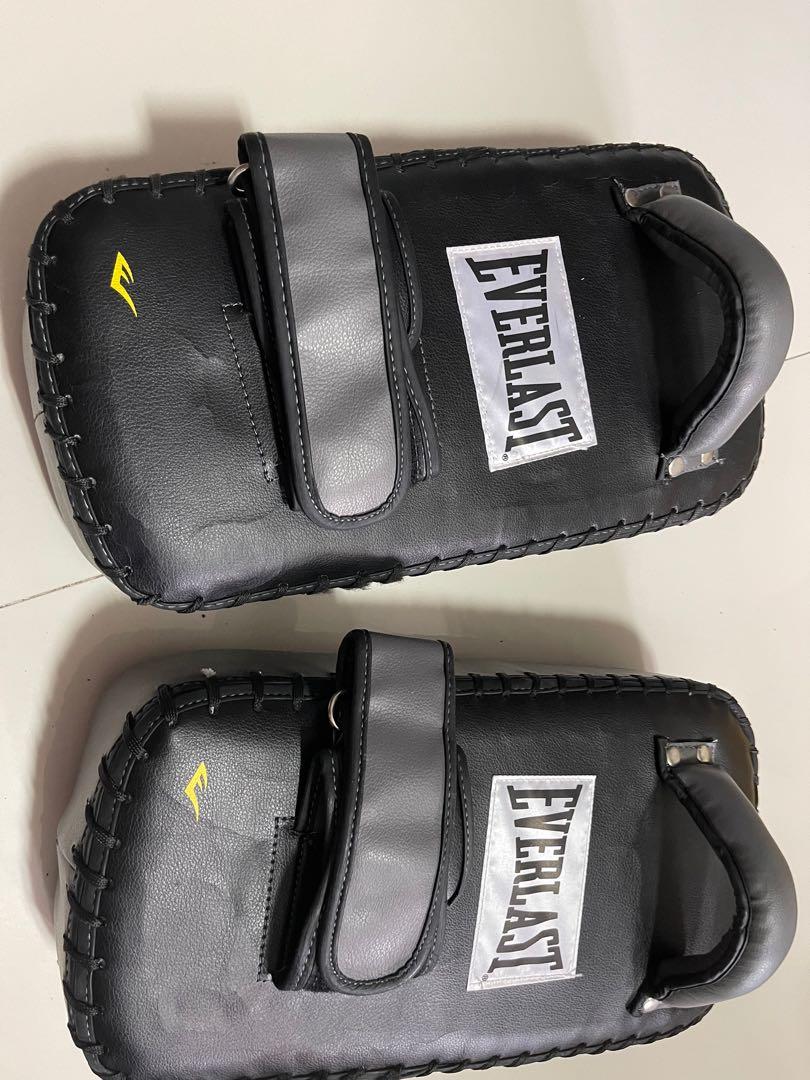 EVERLAST MMA PUNCHING PADS, Sports, Sports & Games Equipment on Carousell