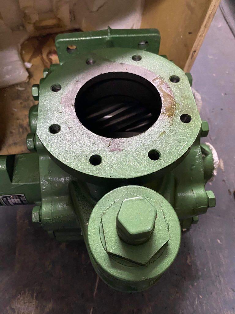 Gear pump with relief valve, Commercial & Industrial, Construction