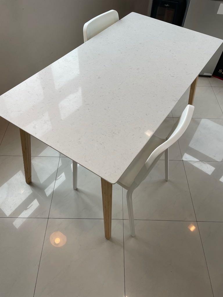 Stenared clearance dining table