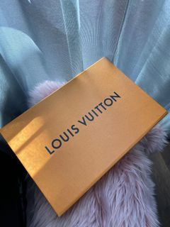 (Category: ) located in . Submitted by posh_store (Listing ID 1076823046, Image 1). Description: .