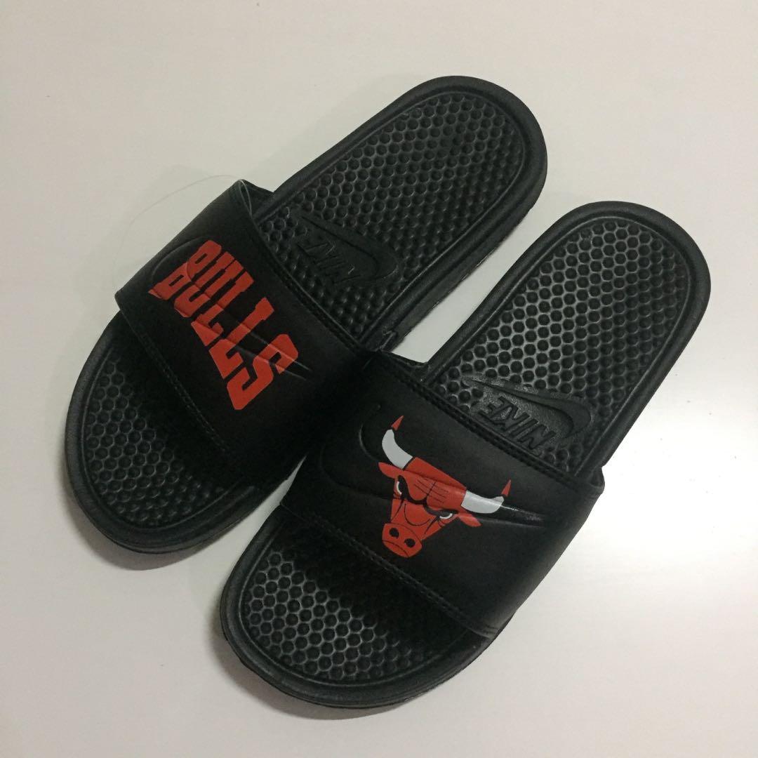 Nike sales benassi bulls