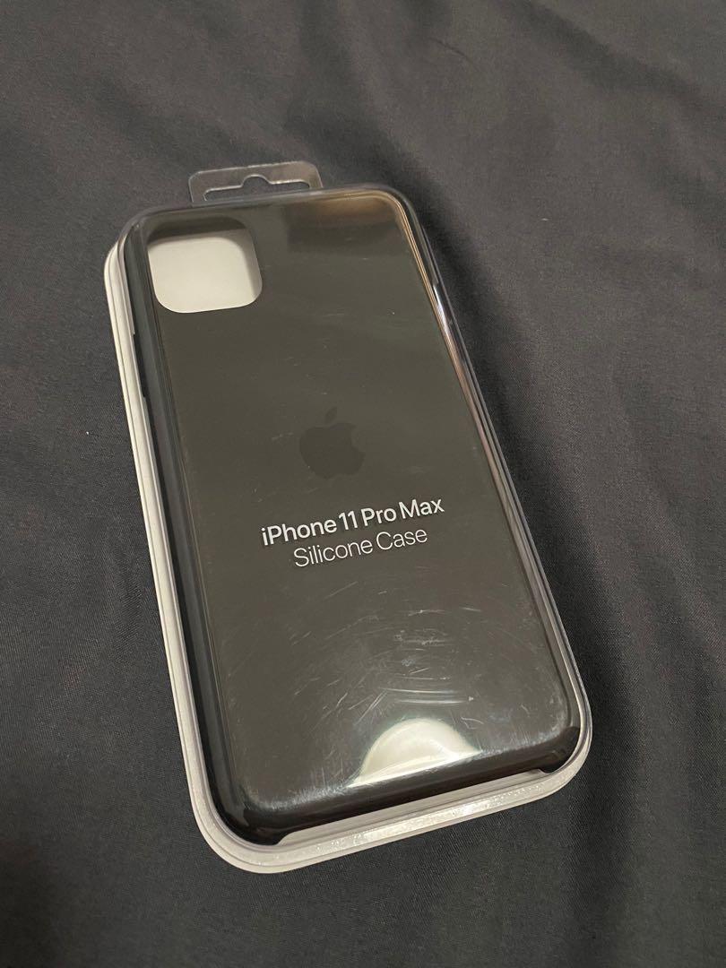 ORIGINAL IPHONE 11 PRO MAX SILICONE CASE (Category: Cases & Sleeves) located in Manila. Submitted by nix1203 (Listing ID 1076749561, Image 1). Description: For sale Orig apple silicone case Dark grey color For 2895 Selling it for 1895 Used for 3x .
