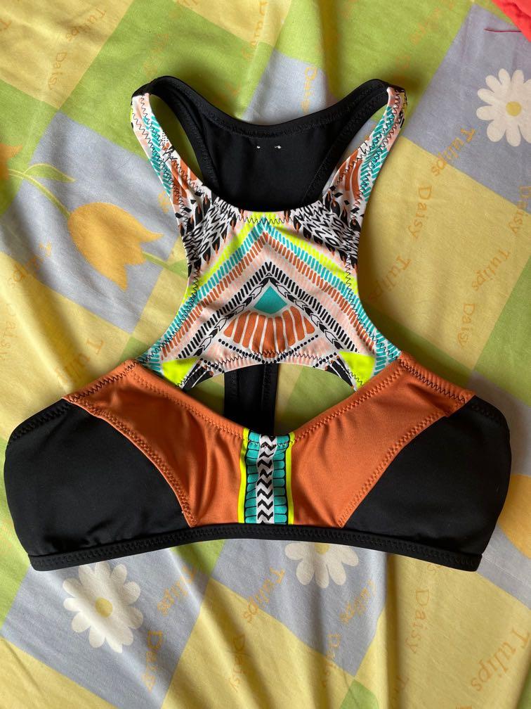 Ripcurl Bikini Top Swimwear (Category: Bikinis & Swimsuits) located in Quezon City. Submitted by cdeclutters (Listing ID 1076808951, Image 2). Description: - used once, still in excellent quality - size 6, which is I believe XS or maybe S in Aus - RFS: not my style MOP: BPI, Gcash, UnionBank Shipping fee shouldered by buyer. .