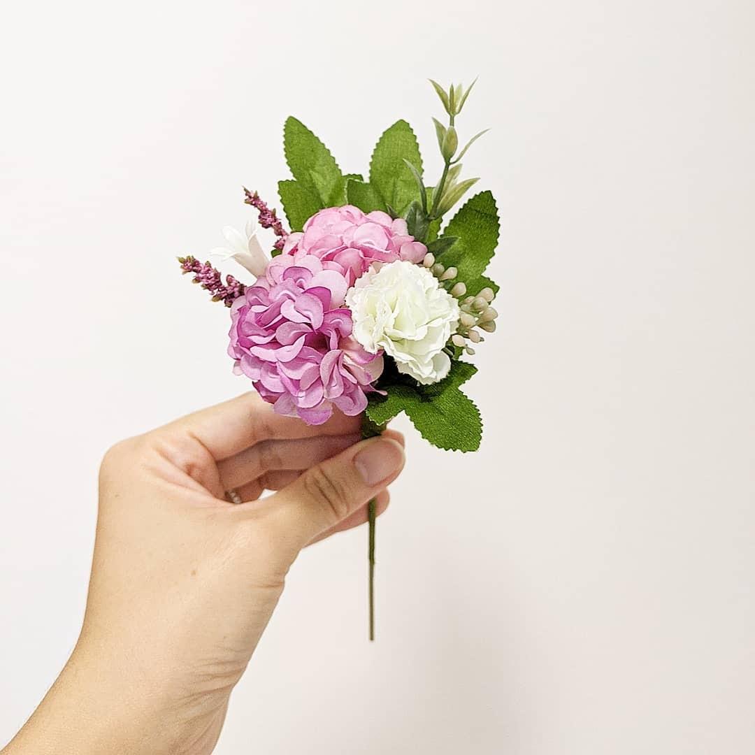 Silk flower corsages, Hobbies & Toys, Stationery & Craft, Flowers