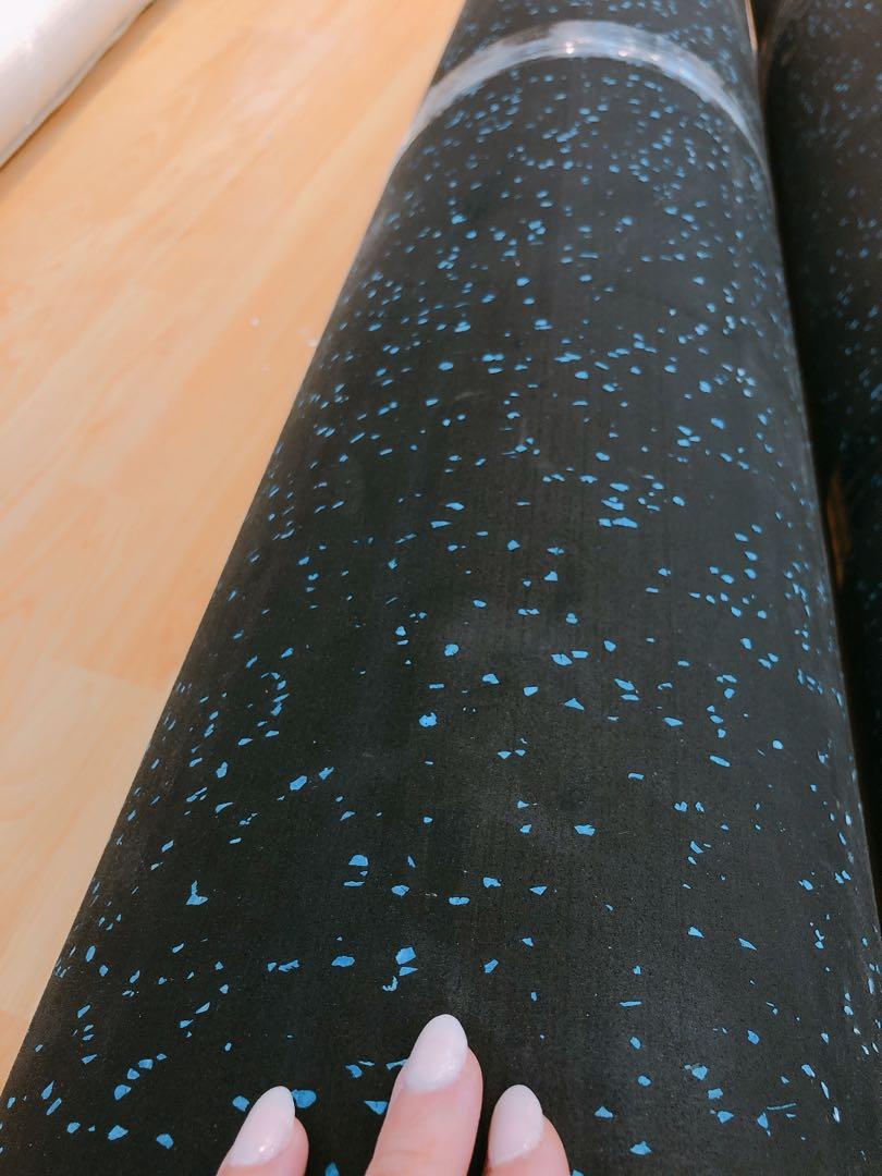 Soundproof Gym Mat Absorbs Shock, Sports Equipment, Exercise & Fitness