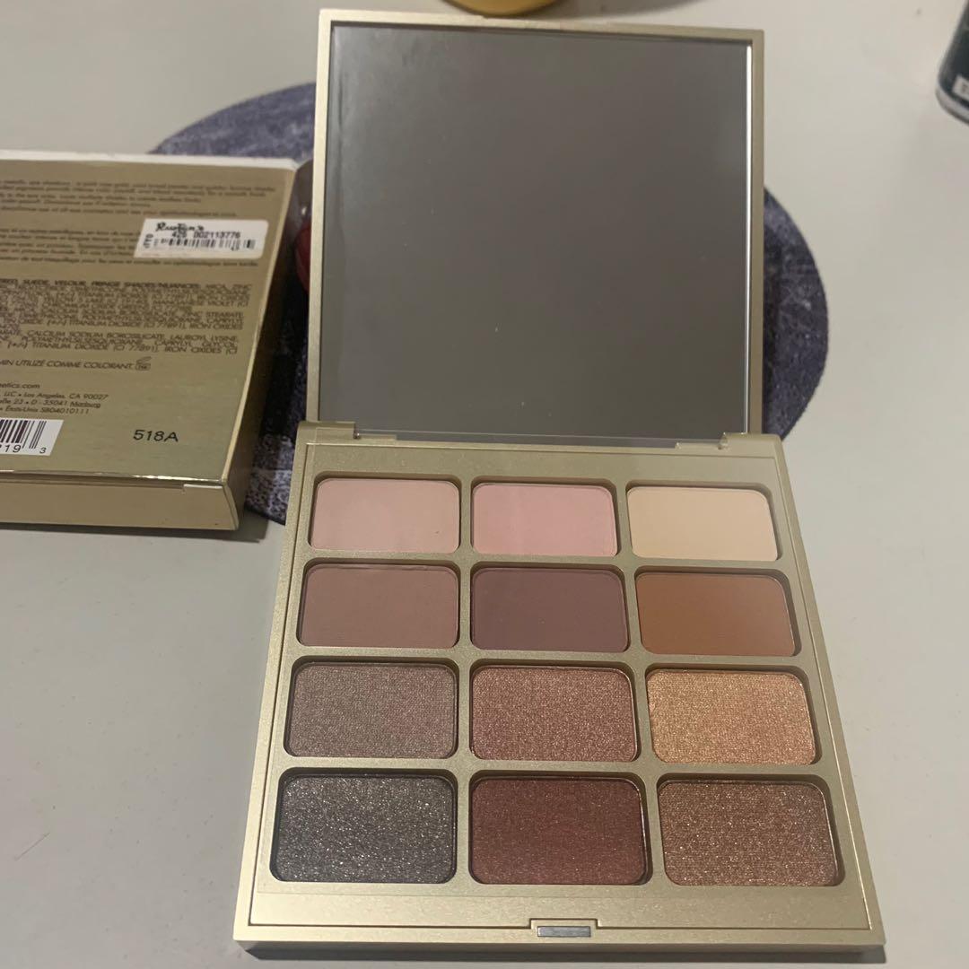Stila Eyeshadow Palette (Category: Makeup) located in Quezon City. Submitted by cleanspaceph (Listing ID 1076867537, Image 3). Description: Bnew never used nor swatched bought at Rustans for Php2,250 RFS: Decluttering.