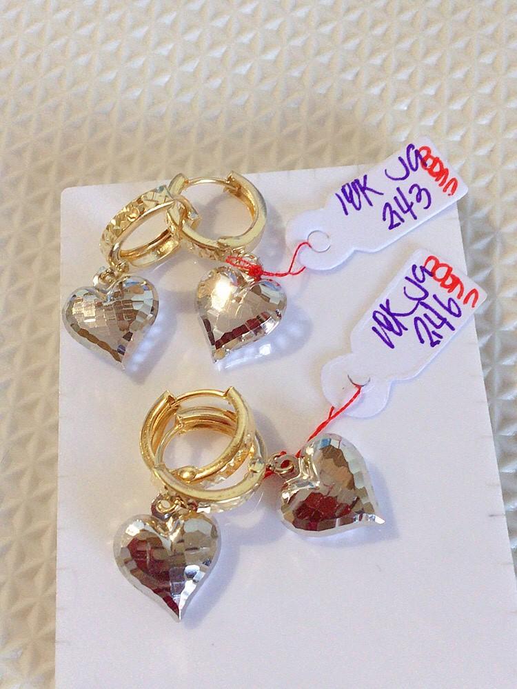Two tone heart earrings discount