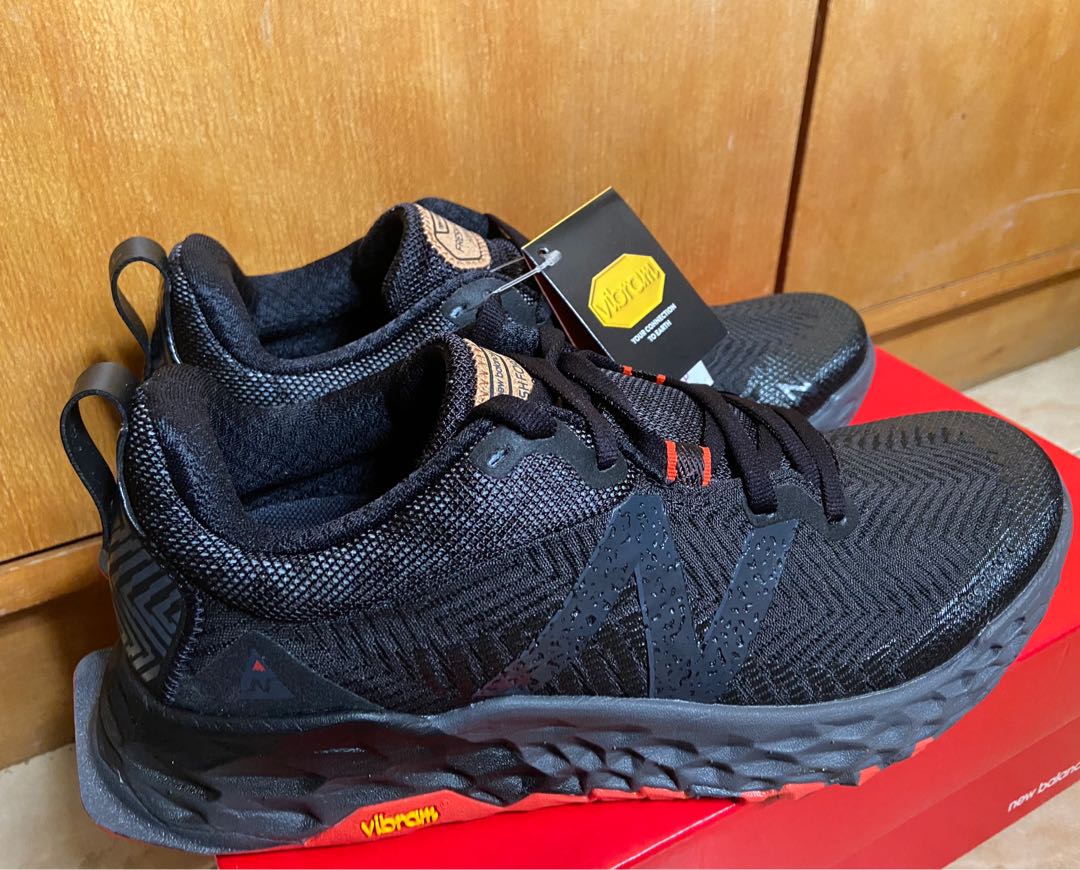 us6.5 全新New Balance Hierro v6, 男裝, 鞋, 波鞋- Carousell
