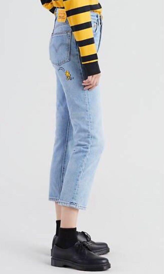 🆕 Levi's X Peanuts 501 Original Cropped Women's Jeans, Women's Fashion,  Bottoms, Jeans & Leggings on Carousell