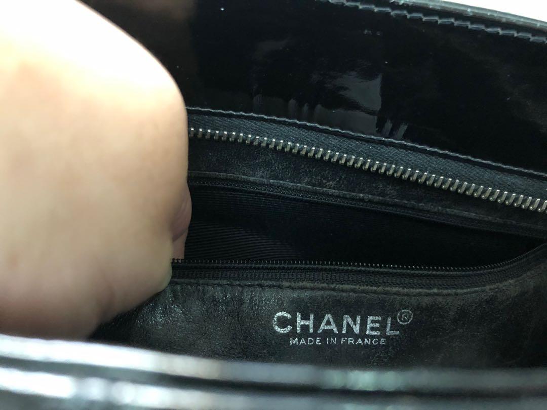 💯Authentic Chanel Medallion tote bag, Women's Fashion, Bags & Wallets, Tote  Bags on Carousell