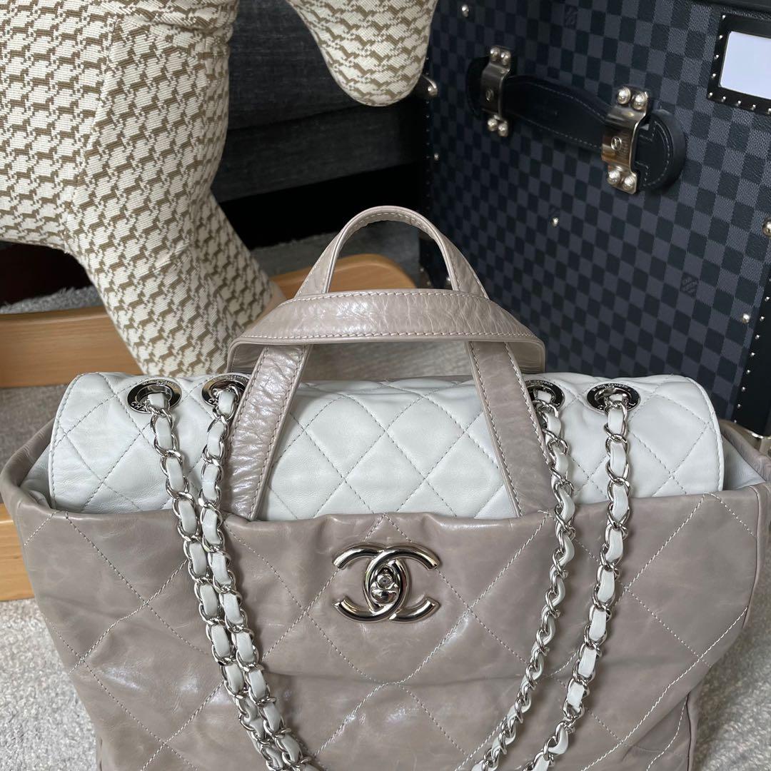 Chanel Bicolor Portobello Tote Bag – The Closet