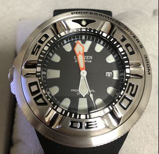 （分類：）位於 。 由 chow.watch.hk 提交（商品編號 1077052169，圖片 1）。簡介： 。