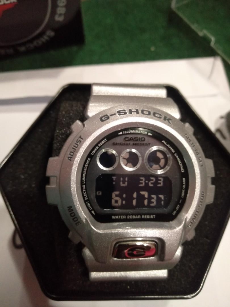 G Shock DW6930BS 8 SILVER COIN